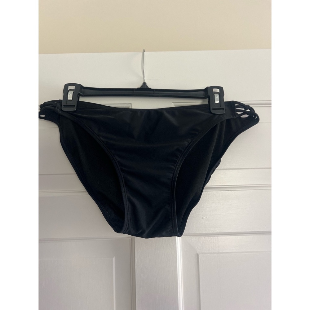 Women’s bikini bottoms